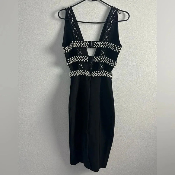 Miss Circle Black Pearl Bandage Dress Sz XS NWT - Picture 6 of 16